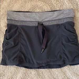 Lululemon Gray Tennis Skirt Sz 4